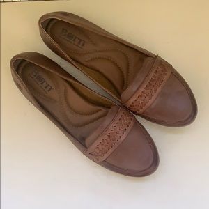 Brown flats